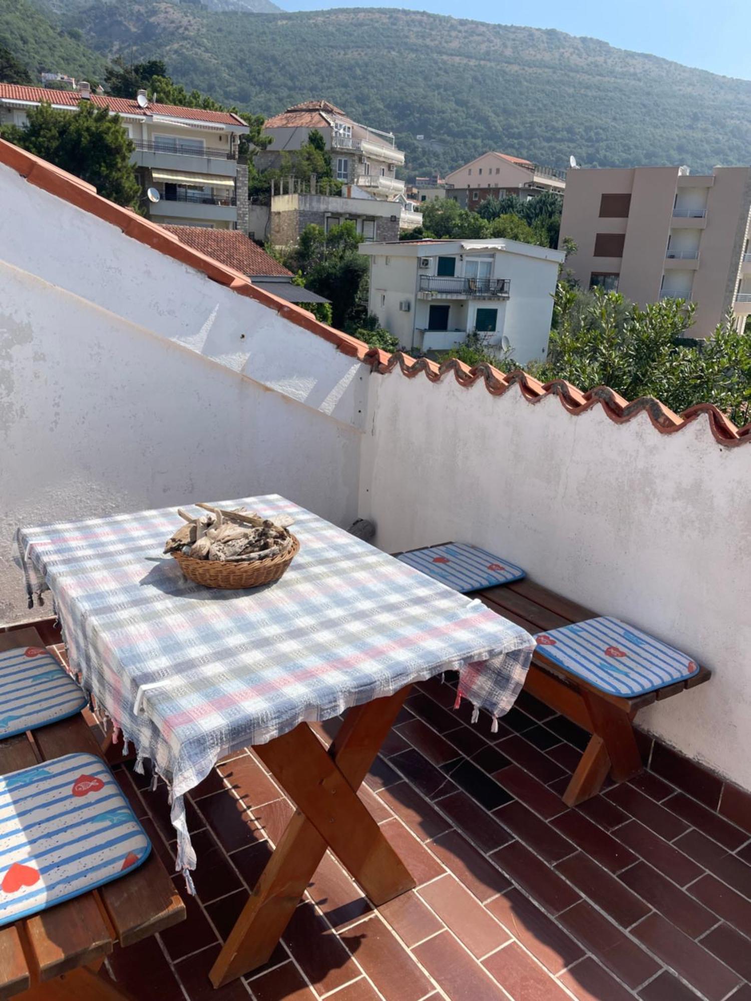 Fisherman'S Apartment Petrovac Eksteriør billede